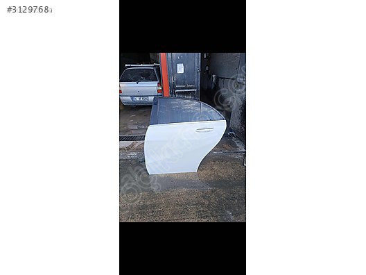 MERSEDES A180 W176 KASA AEKA SOL KAPI ORJİNAL HATASIZ BEYAZ