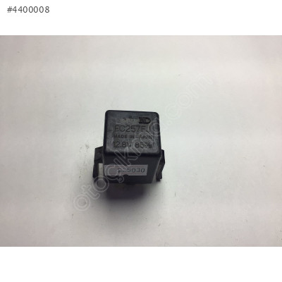 Mitsubishi Colt Röle EC257EJ MB302373 166500-0120