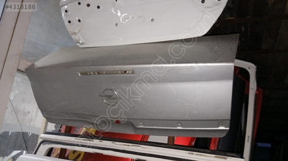 Opel vectra c bagaj kapağı