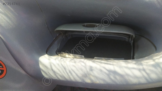 Ford Ka torpido kapağı çıkma