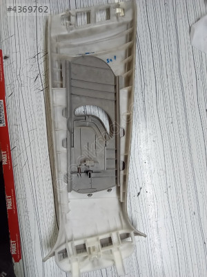 Renault Megane 2 Sol Orta Direk Üst Kaplama 8200034957