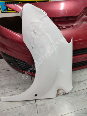 Citroen Berlingo sol ön çamurluk