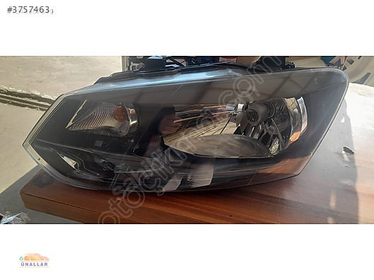 VW POLO SOL FAR 'ÜNALLAR OTO ÇIKMA YEDEK PARÇA' DA