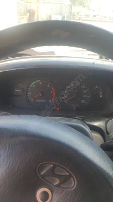 hyundai starex 2006 gösterge/km saati (son fiyat)