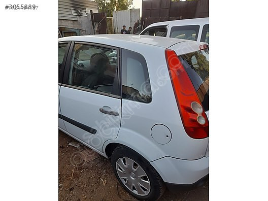 fiesta sol arka camurluk