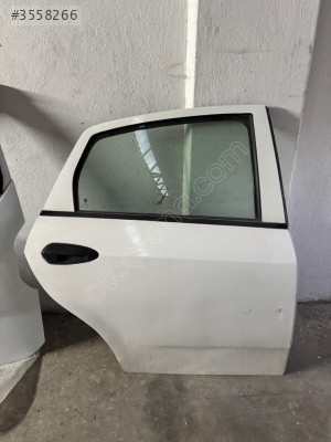 Fiat Linea İçin Sağ Arka Kapı - Oto Çıkma Parça