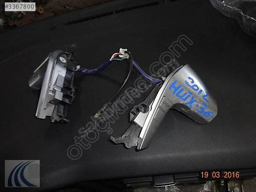 TOYOTA HILUX 2014 ÇIKMA DİREKSİYON DÜĞMESİ