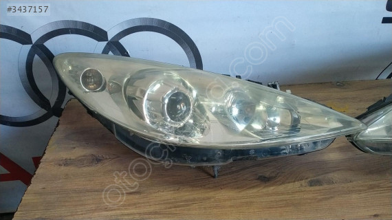 Peugeot 307 Sağ Far - Çıkma ve Mercekli Ön Aydınlatma Parça