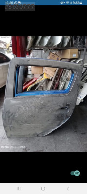 Orjinal Dacia Sandero Sol Arka Kapı - Oto Çıkma Parça