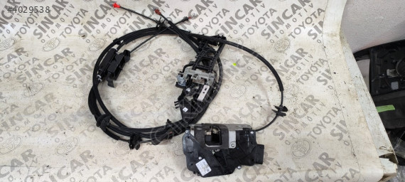 FORD CUSTOM ARKA SAĞ BAGAJ KİLİT ÇIKMA ORJİNAL BK2A-V26412-AA