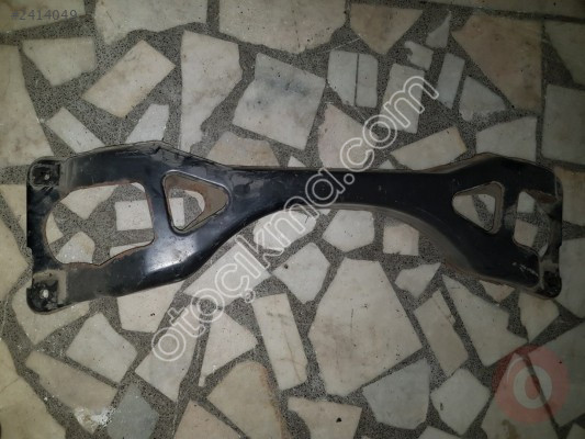 PORSCHE CAYENNE  ARKA TRAVERS 7L0512369B