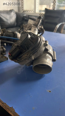 Ford focus 2008 gaz kelebeği