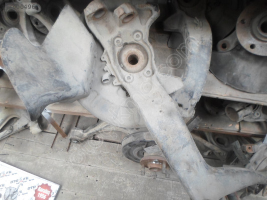 VOLKSWAGEN PHYTON 2004 V10 5000 DİZEL SAĞ SOL ÖN AKS TAŞIYICI