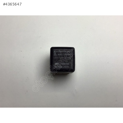 Mitsubishi Toyota Güç Rölesi MB629080 156700-0110