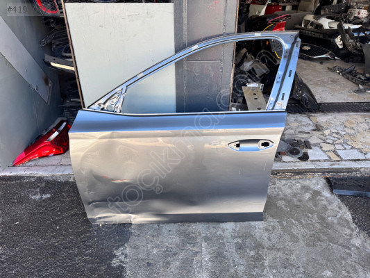 SKODA OCTAVİA SOL ÖN KAPI ÇIKMA ORJİNAL 2020-2024