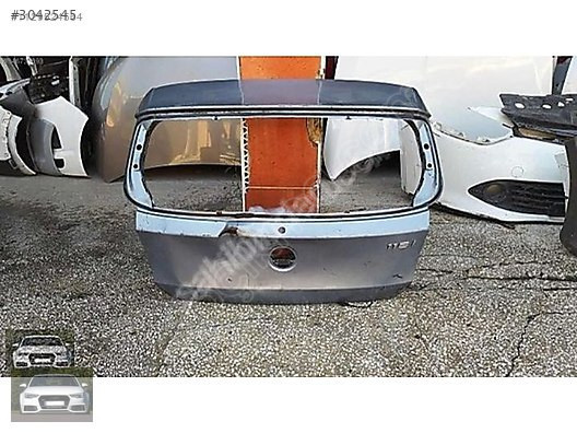 BMW 1 serisi e87 bagaj kapağı
