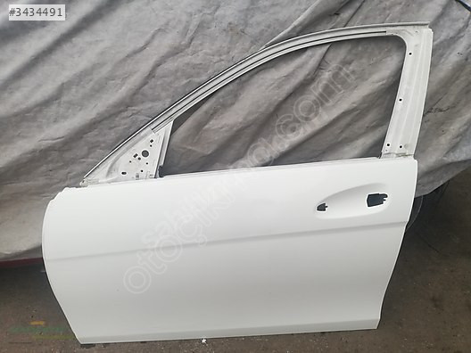 MERCEDES W204 C SERİ ÇIKMA ORJİNAL BOYASIZ SOL ÖN KAPI