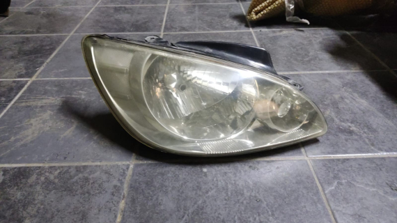 Hyundai Getz Sağ Far