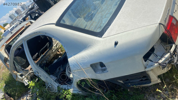 KİA MAGENTİS SOL ARKA KESME ÇAMURLUK OTO FEDAİ