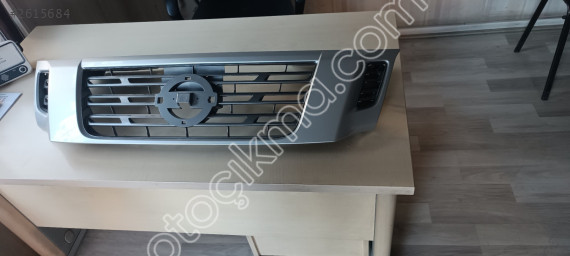 Nissan Navara ön panjur