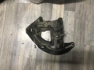 NEW BEETLE FAR BRAKETİ 5C5941054 B ÇAĞRI OTO MASLAK