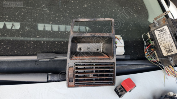 FİAT TEMPRA ORJİNAL ÇIKMA KALORİFER IZGARASI