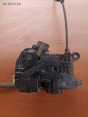Renault Clio 5 Sol Ön Kapı Kilidi