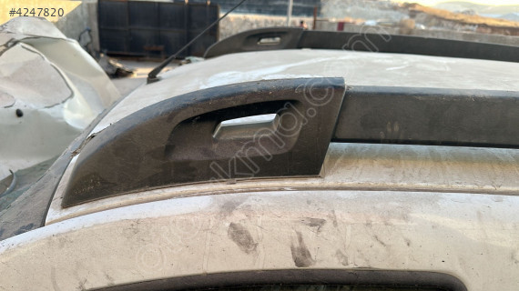 2015-2020 DACİA DUSTER TAVAN DİREKLERİ ORJ ÇIKMA