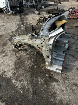 2005 megane 2 sol ön çeyrek kesme