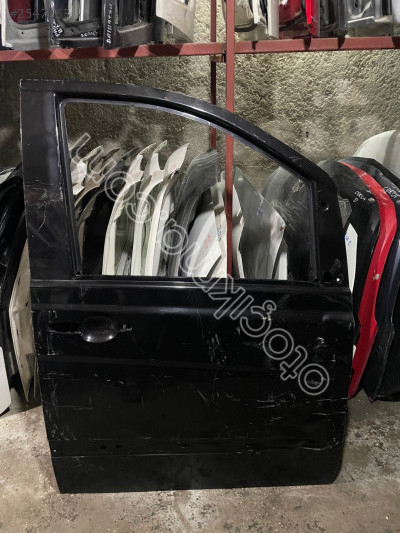 MERCEDES VİTO SAĞ ÖN KAPI (ORİJİNAL ÇIKMA)