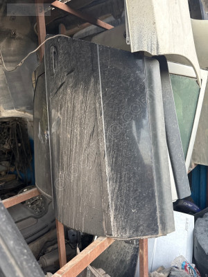 Audi a6 sol arka kapı