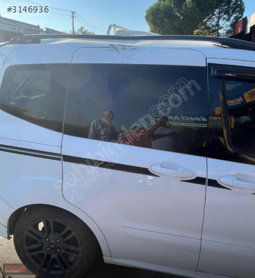 FORD TOURNEO SAĞ SÜRGÜLÜ KAPI ORJİNAL EYUPCAN OTO'DA
