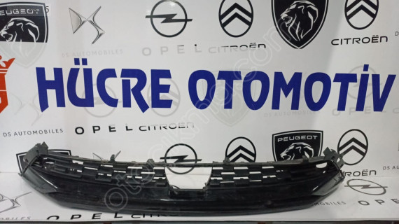 OPEL GRANDLAND MAKYAJLI ÖN TAMPON ALT IZGARASI 9840142077