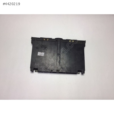 Volkswagen Golf 4 Bora Bardaklık 1J0858601