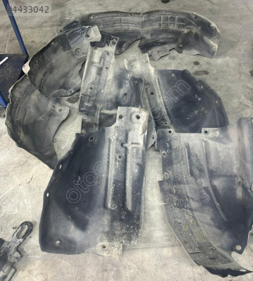 RENAULT MEGANE4 DAVLUMBAZ