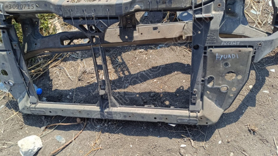 641011EXXX Hyundai  ACCENT ÖN PANEL
