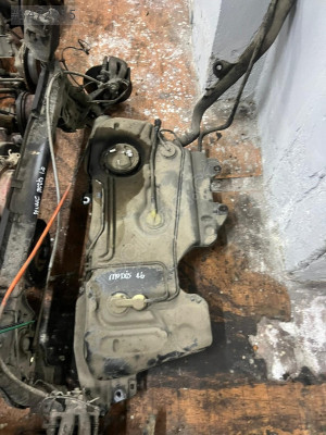 RENAULT MODUS 1.4 BENZINLI YAKIT DEPOSU MERT OTO