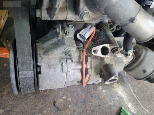 TOYOTA COROLLA  DİZEL KLİMA KOMPRESÖRÜ