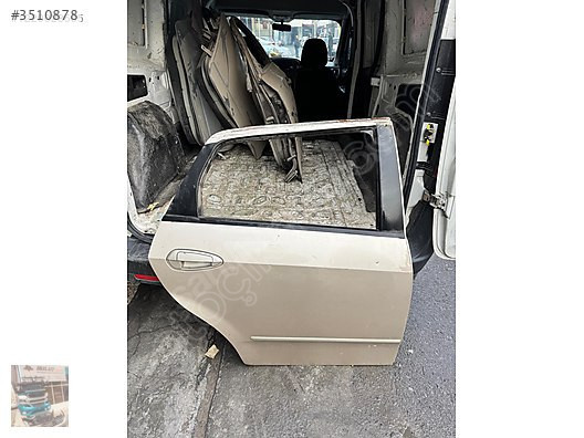 Fiat Linea sağ arka kapı çıkma