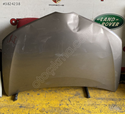 Toyota Auris ön kaput