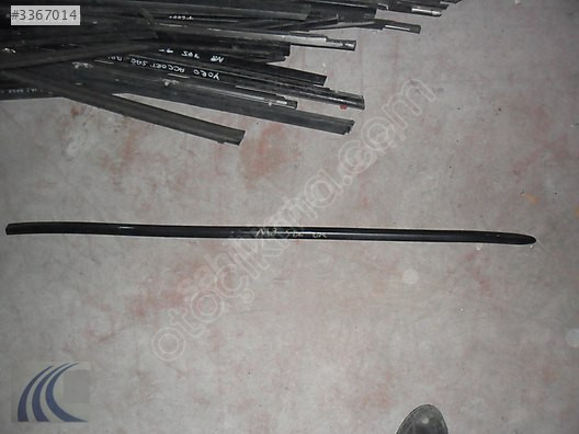 MAZDA 3 2005 ÇIKMA SOL ÖN KAPI BANDI
