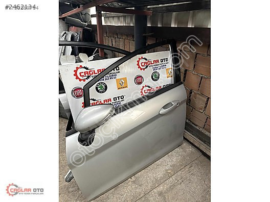 FORD FİESTA SOL ÖN KAPI
