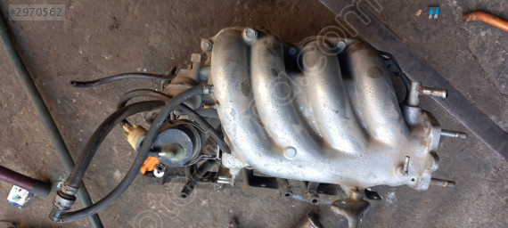 Çıkma mazda familia 1.8 emme manifoldu