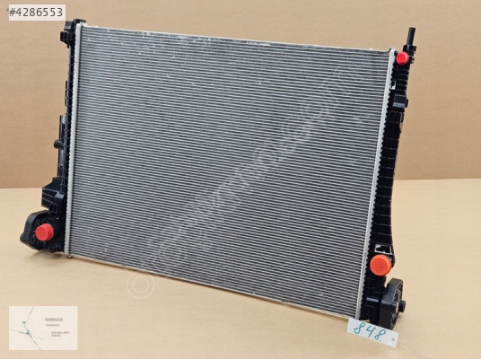 VOLVO XC90 RADYATÖR SU 31684238