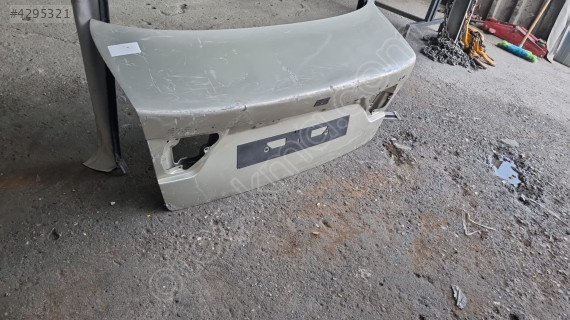 Seat toledo. 2004 model arka bagaj kapagi