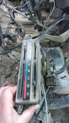 Toyota hiace kalorifer paneli