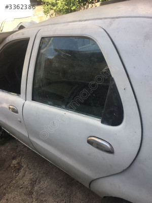 Fiat Albea sol arka kapı