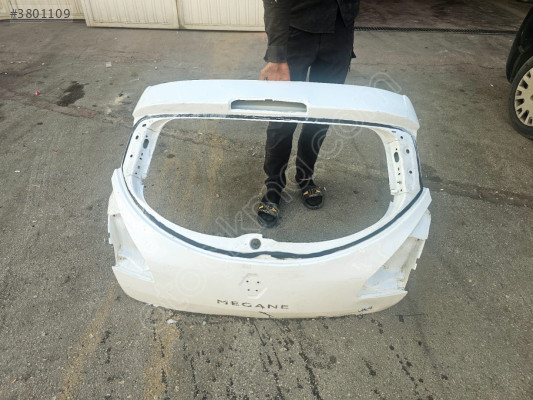 RENAULT MEGAN 3 BEYAZ BAGAJ KAPAĞI ORJINAL LOKALLIK