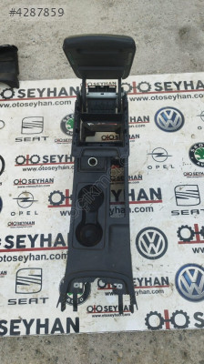 5F2852684 Seat Leon 2015 manuel orta konsol kol dayama