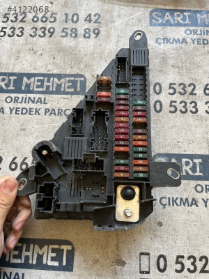 ÇIKMA BMW E61 9 138 830-01 913883001 SİGORTA KUTUSU